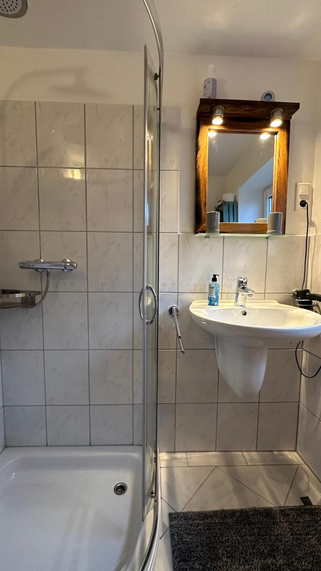 Aktiv-Ferienwohnung "Snow & Bike"- Zentral Zwischen Winterberg Und Willingen Екстер'єр фото