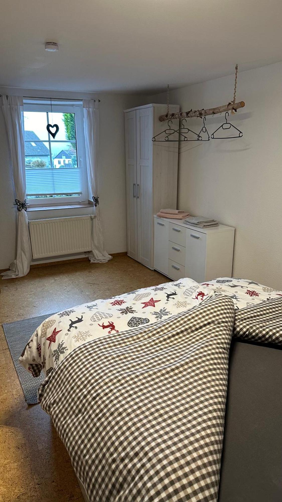 Aktiv-Ferienwohnung "Snow & Bike"- Zentral Zwischen Winterberg Und Willingen Екстер'єр фото
